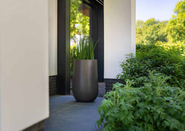 Lora Polyester Planter - Image 4