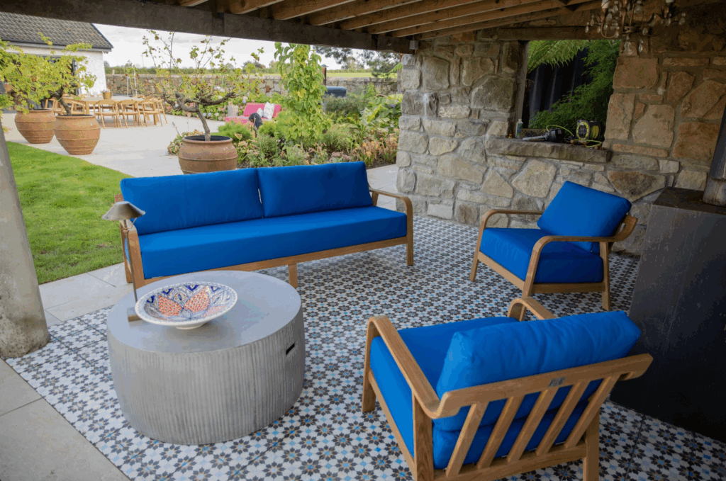 Cognac Sofa Set in my Own Garden 
