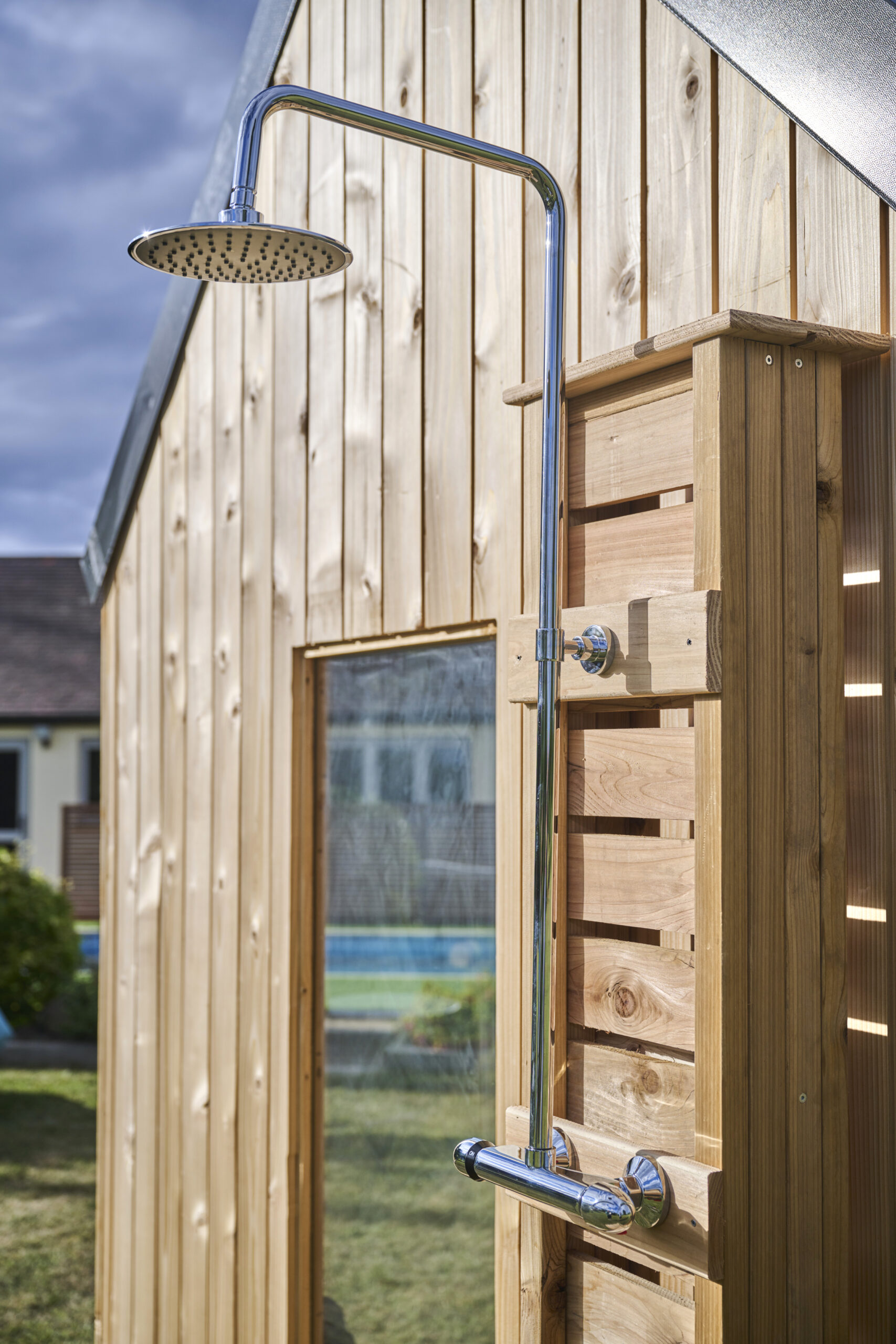 Outdoor Pillar Shower - Image 6