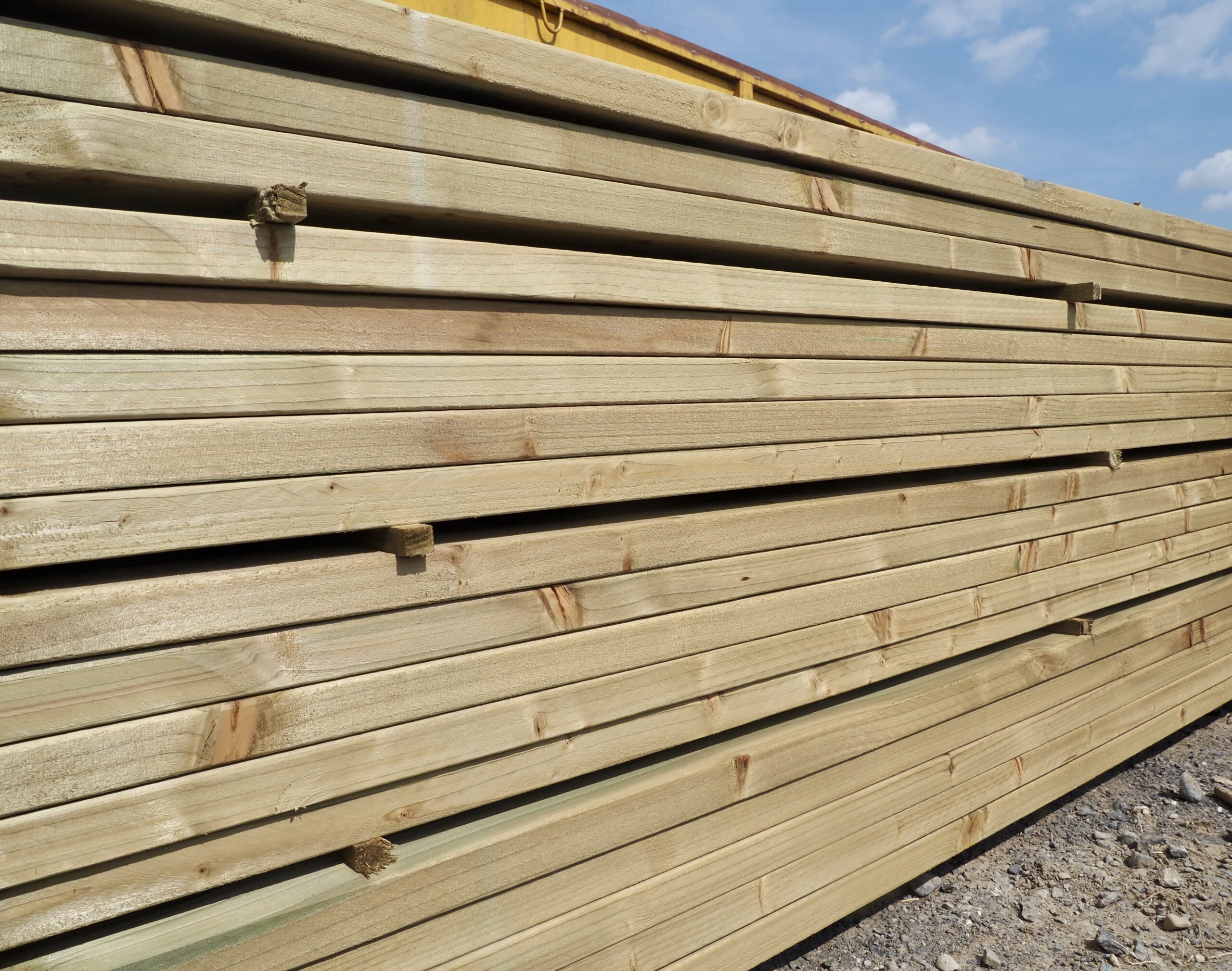 Gravel Boards 4.8m x 150 x 22 – Tanalised Green