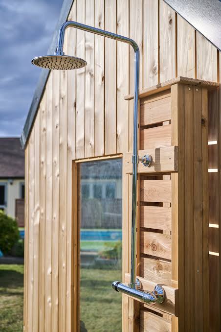 Outdoor Pillar Shower