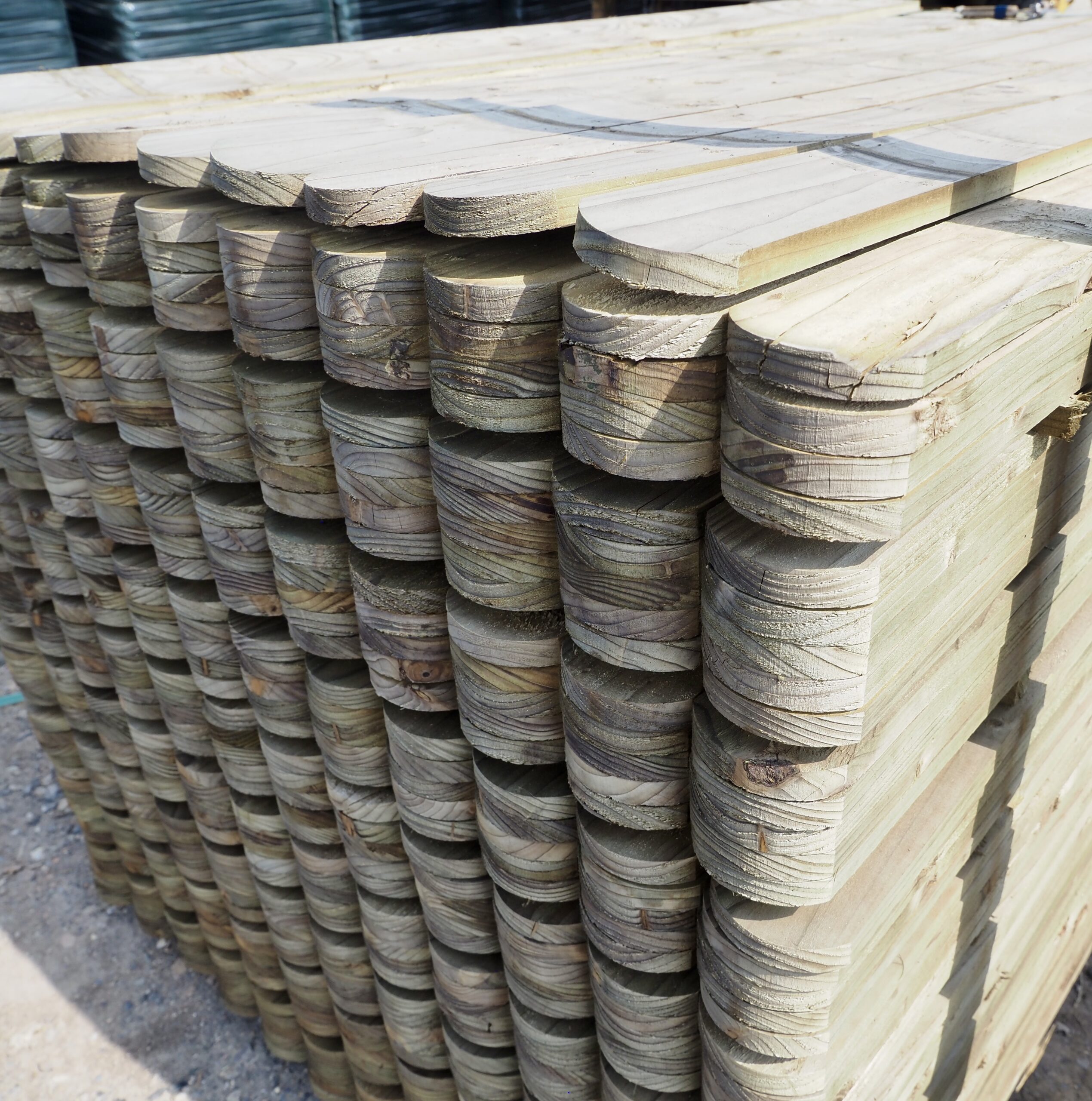 Round Top Picket Board 1.8m x 100 x 22